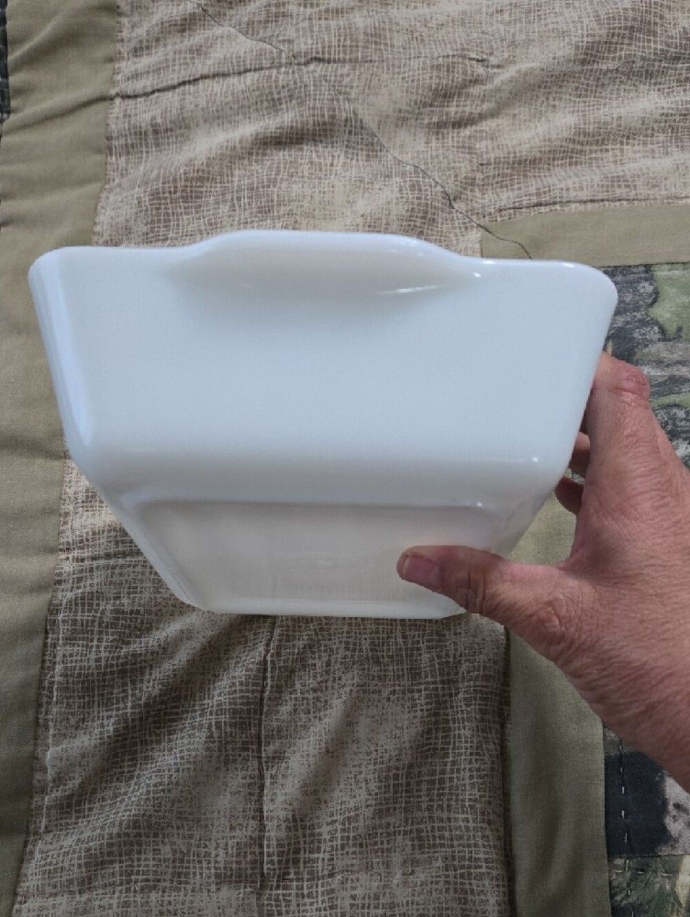 PYREX Turquoise Amish Harvest Milk Glass 1 1/2 Quart - Picture 6 of 8